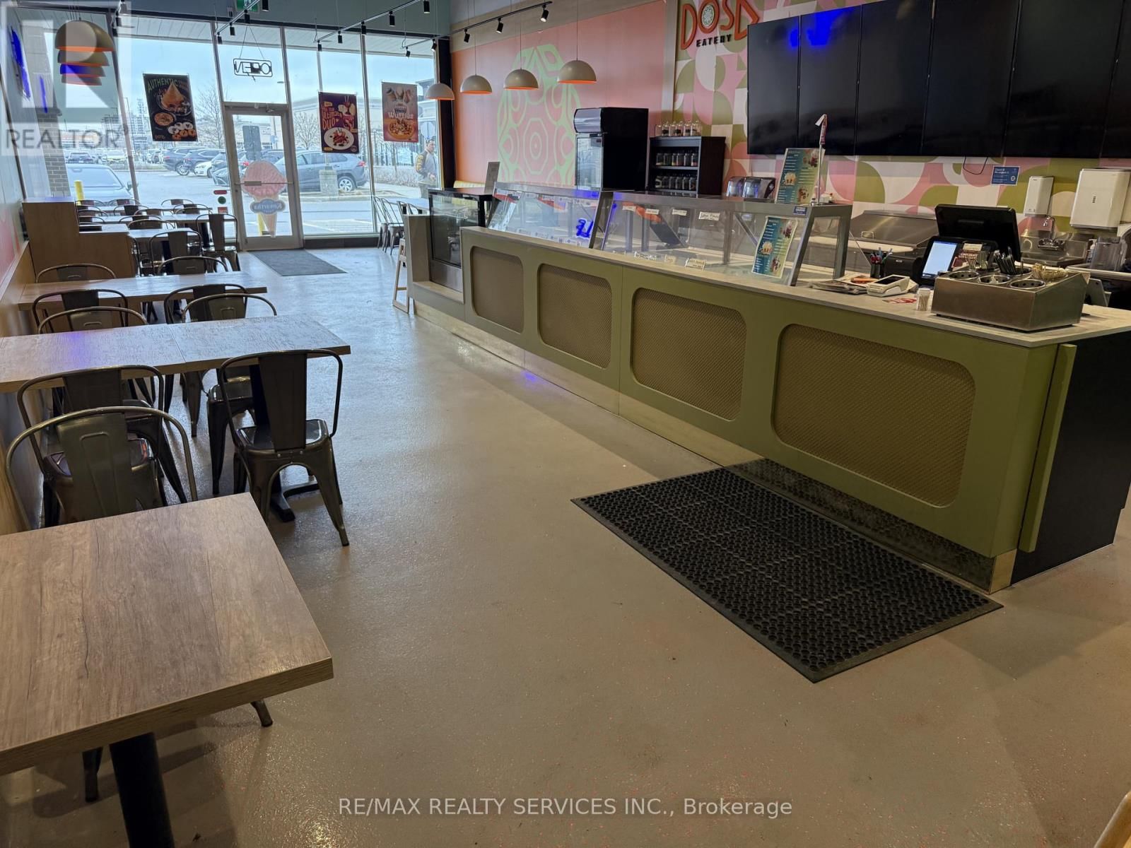 5 - 589 FAIRWAY ROAD SOUTH Image 21