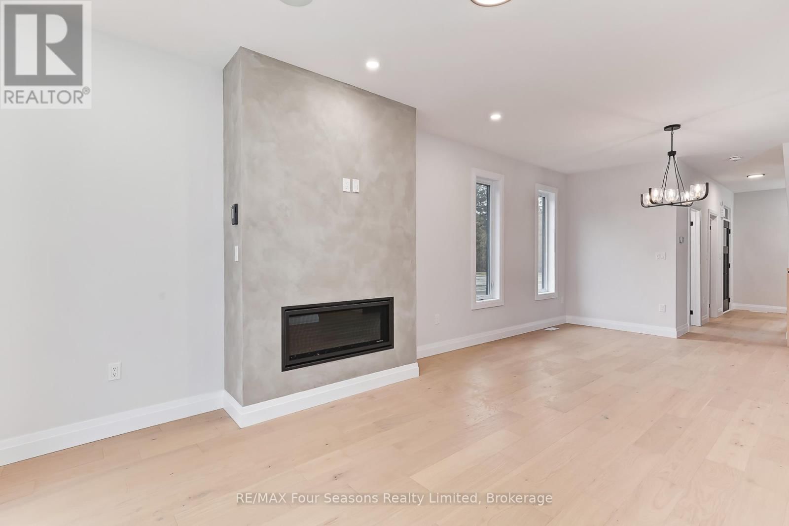 7 BOYNTON COURT Image 12