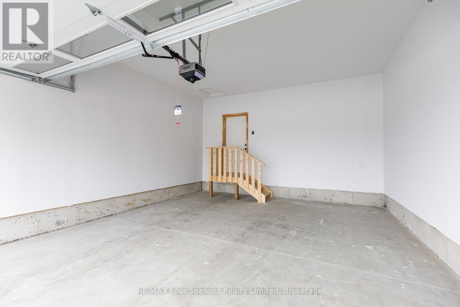 7 BOYNTON COURT Image 39