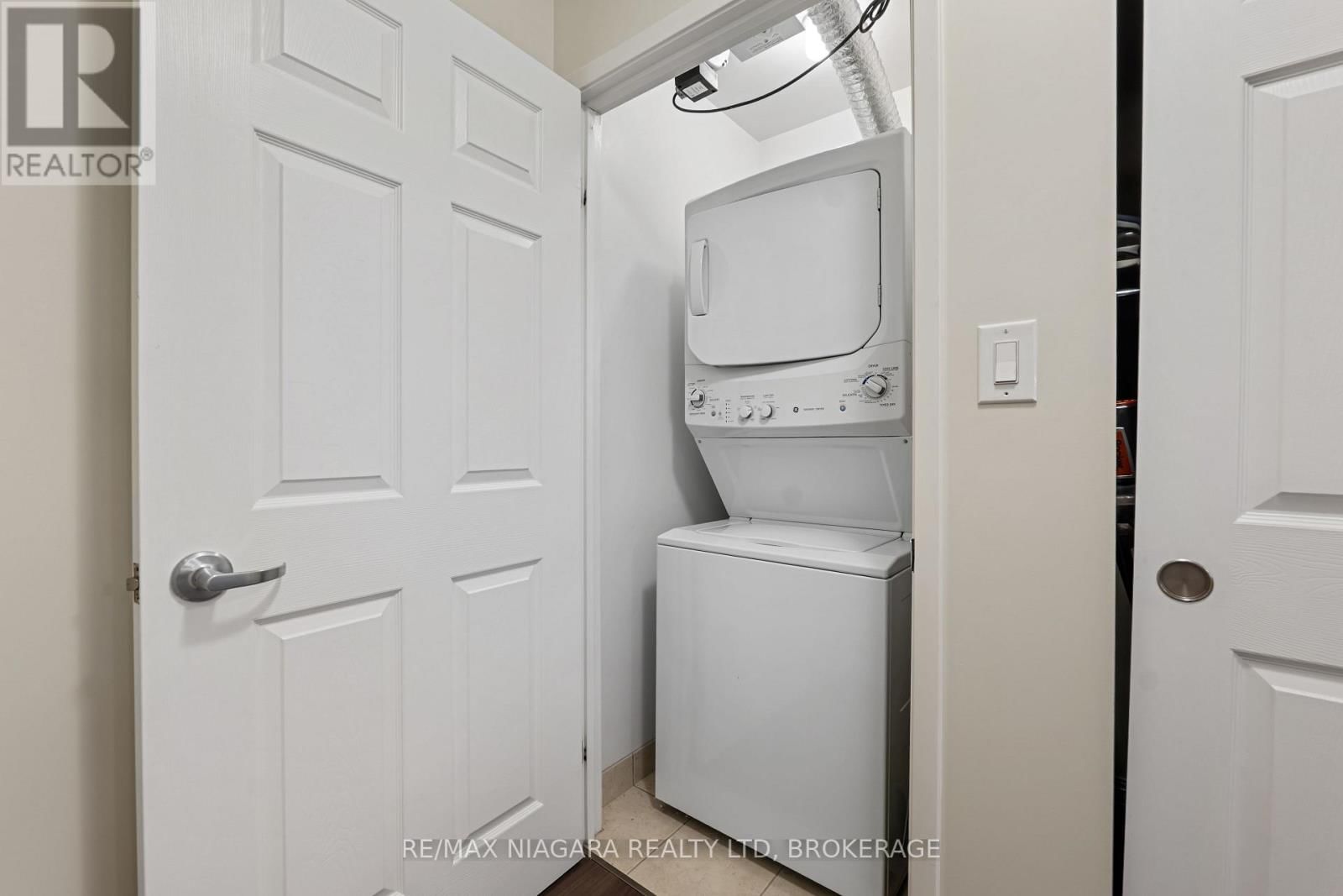 202 - 141 VANSICKLE ROAD Image 19