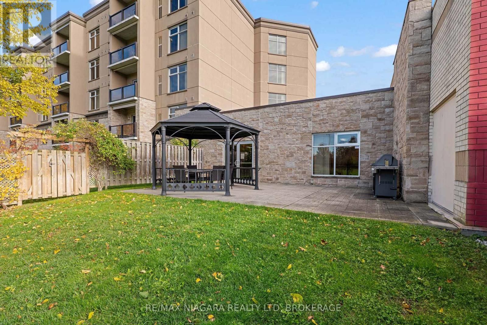 202 - 141 VANSICKLE ROAD Image 26