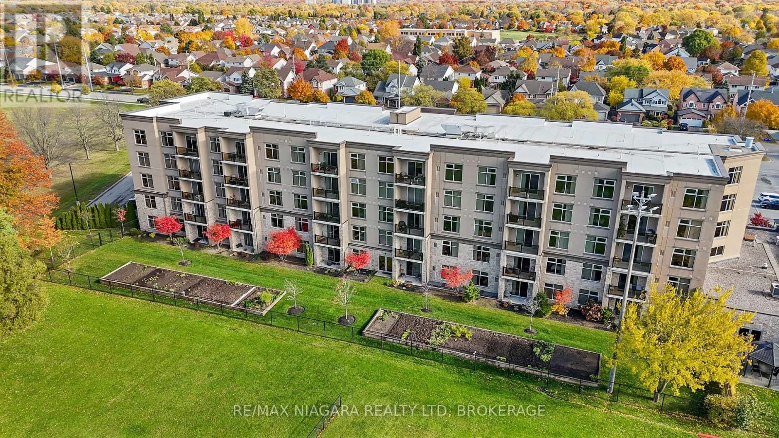 202 - 141 VANSICKLE ROAD Image 33