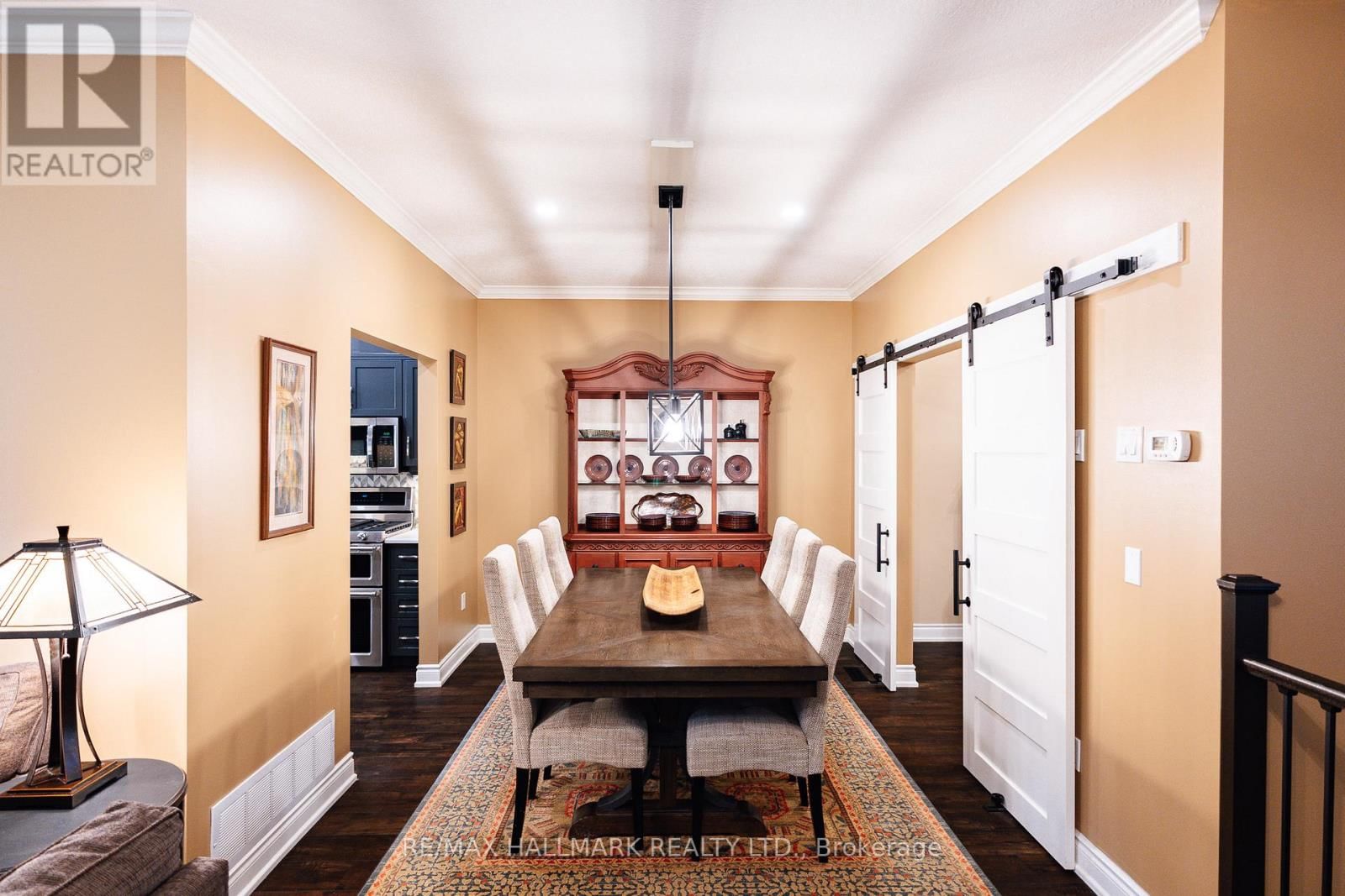 12 FAIRWAY LANE Image 14