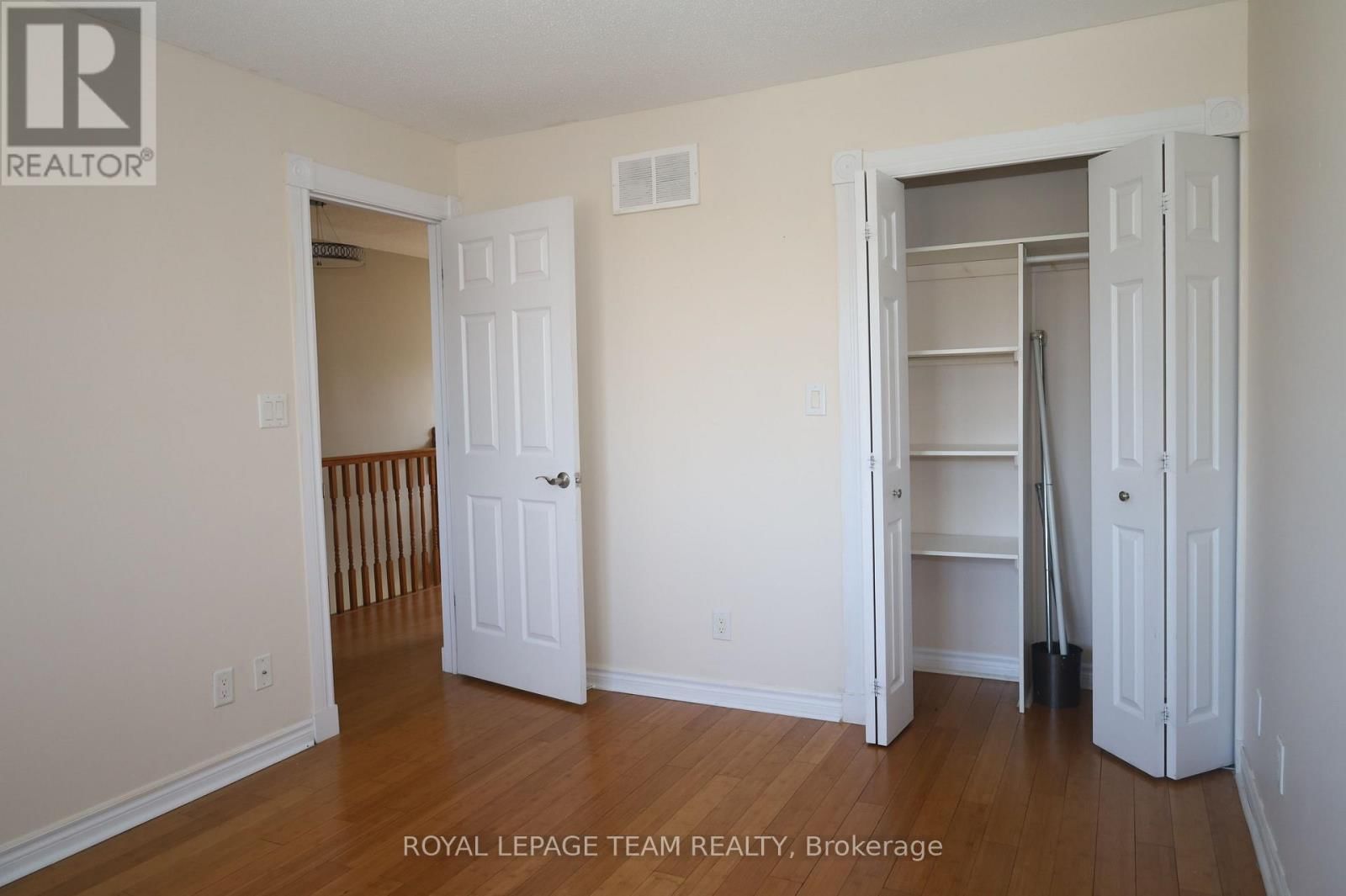 2194 NIAGARA DRIVE SOUTH Image 17