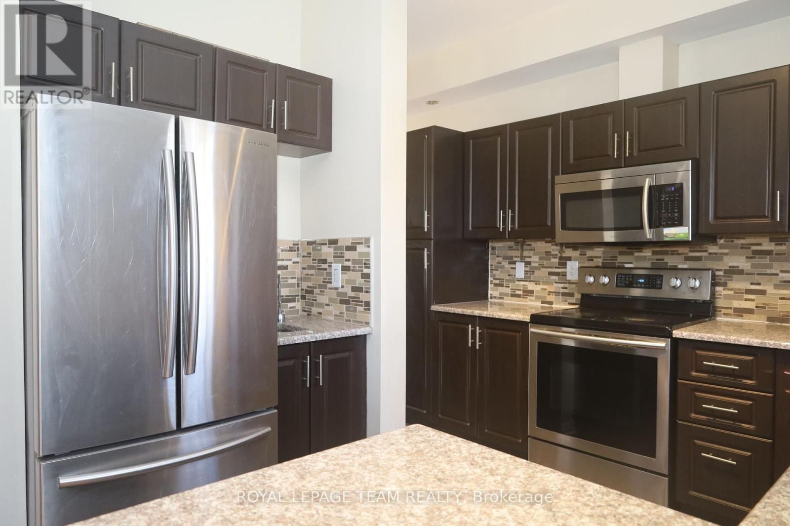 2194 NIAGARA DRIVE SOUTH Image 7