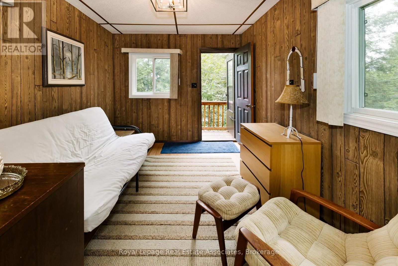 6415 KENNISIS LAKE ROAD Image 7