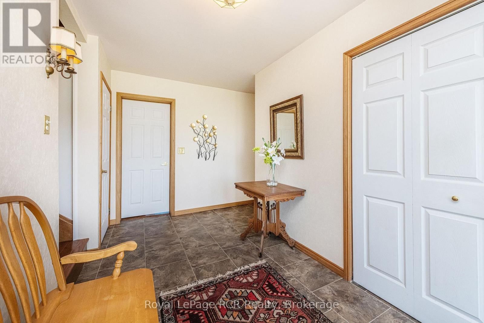 113422 GREY ROAD 3 Image 7