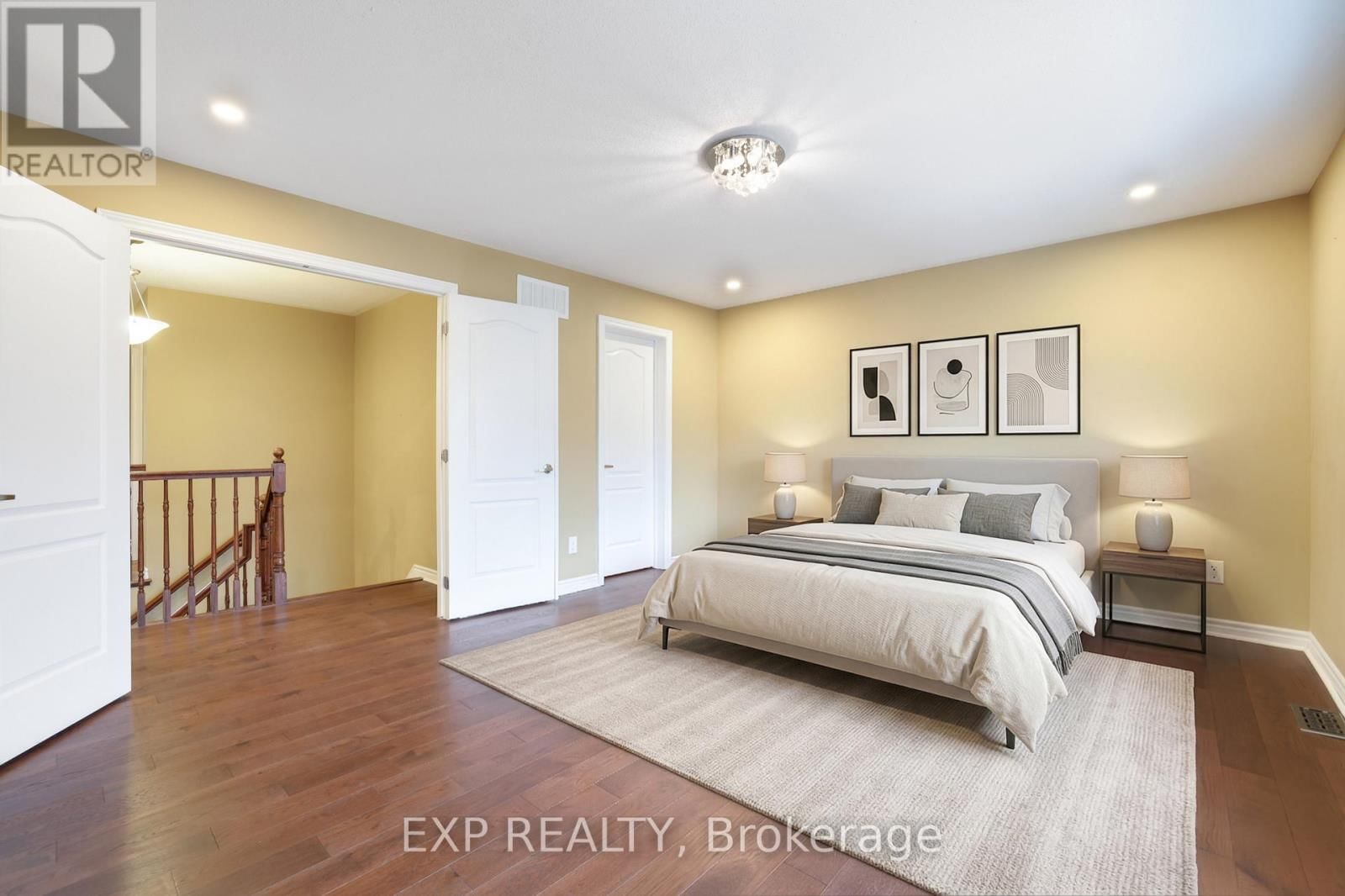 210 RIVERTREE STREET Image 11