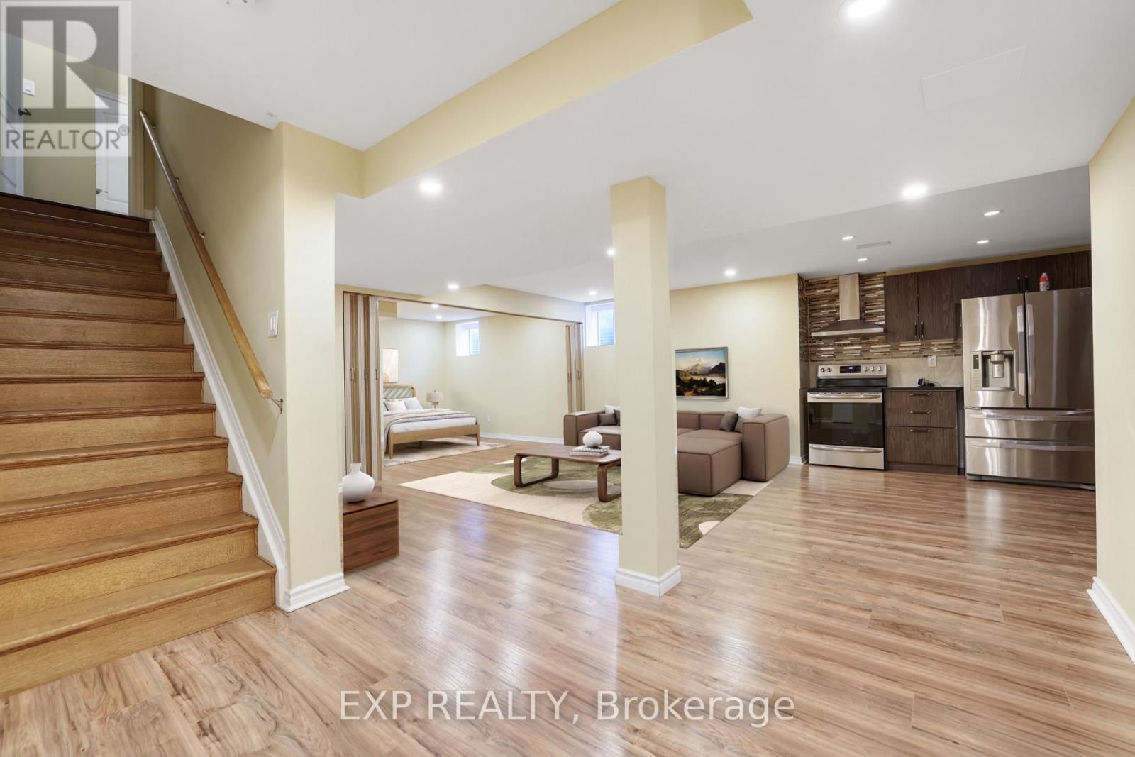 210 RIVERTREE STREET Image 31