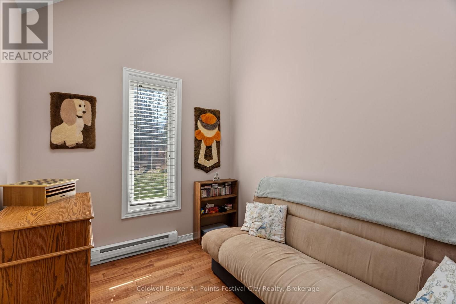 207 BIRCH CRESCENT Image 19