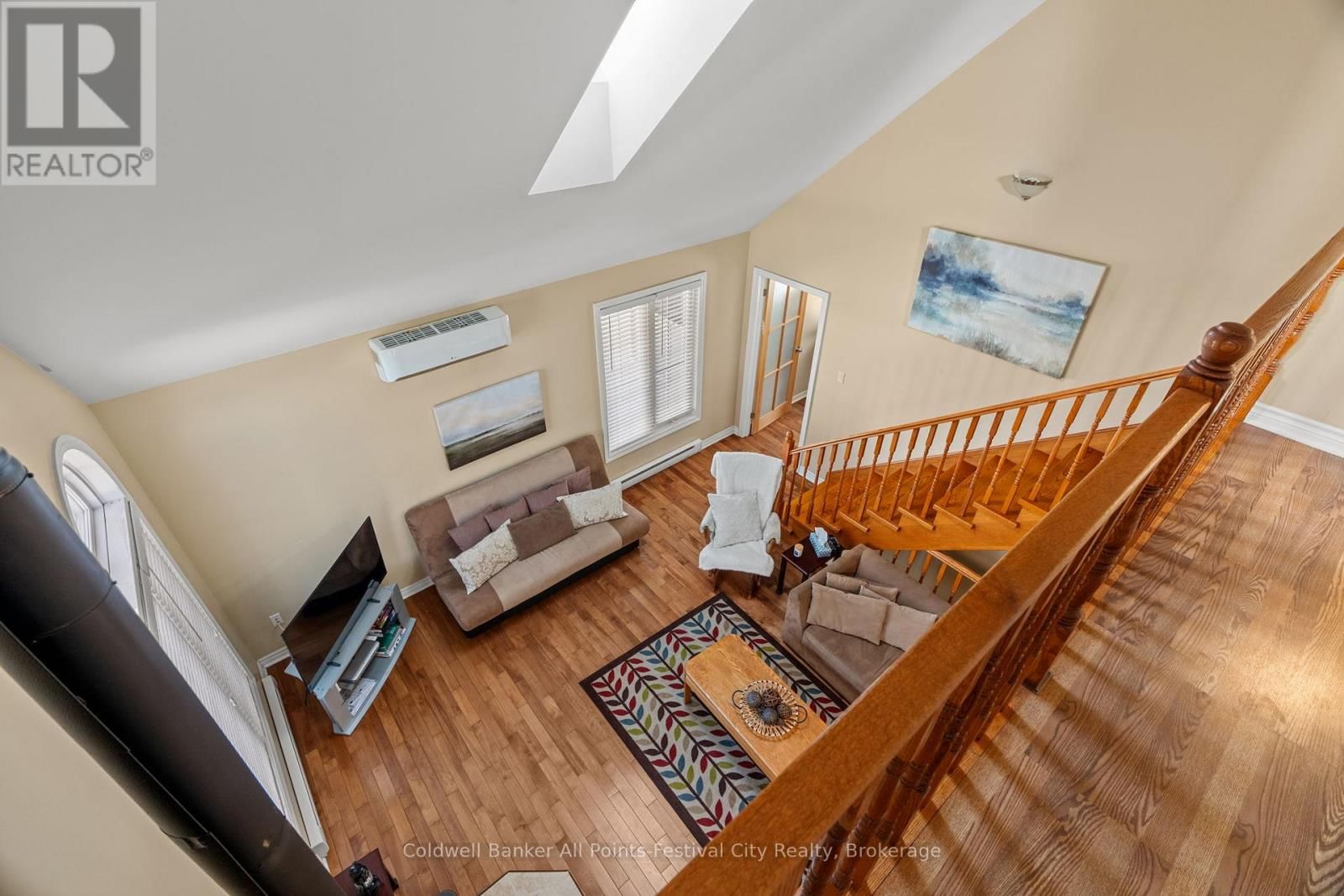 207 BIRCH CRESCENT Image 22