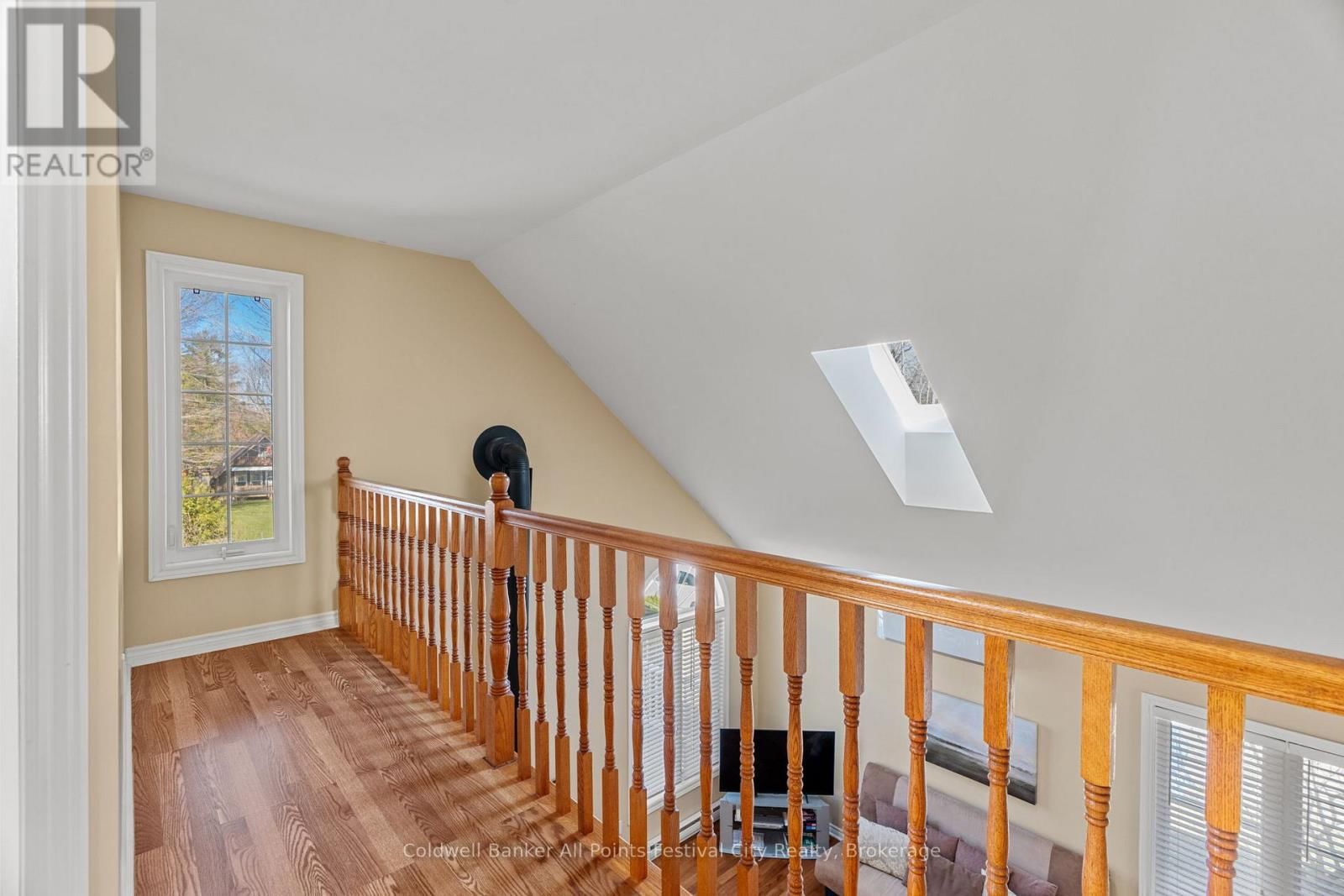 207 BIRCH CRESCENT Image 23