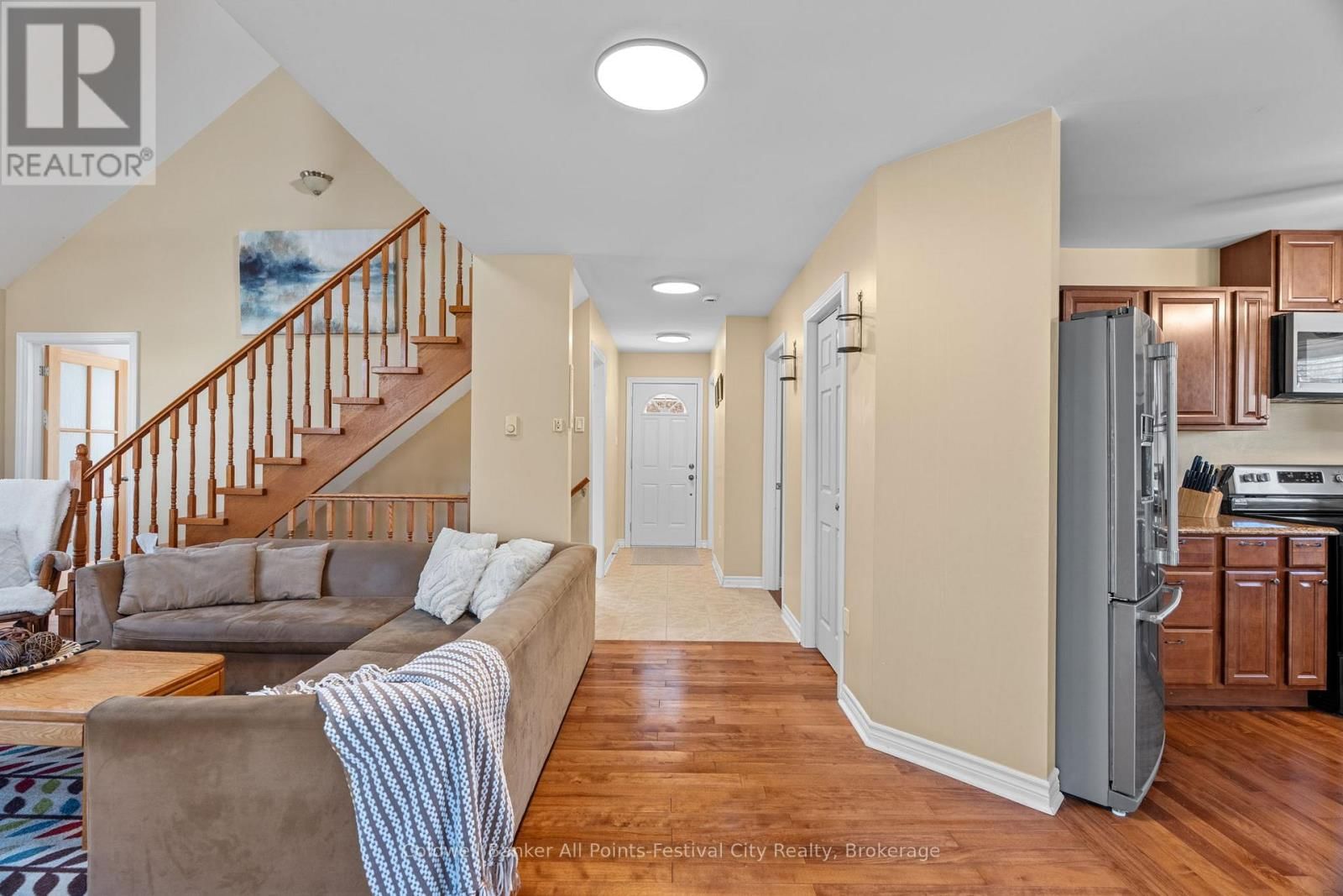 207 BIRCH CRESCENT Image 5