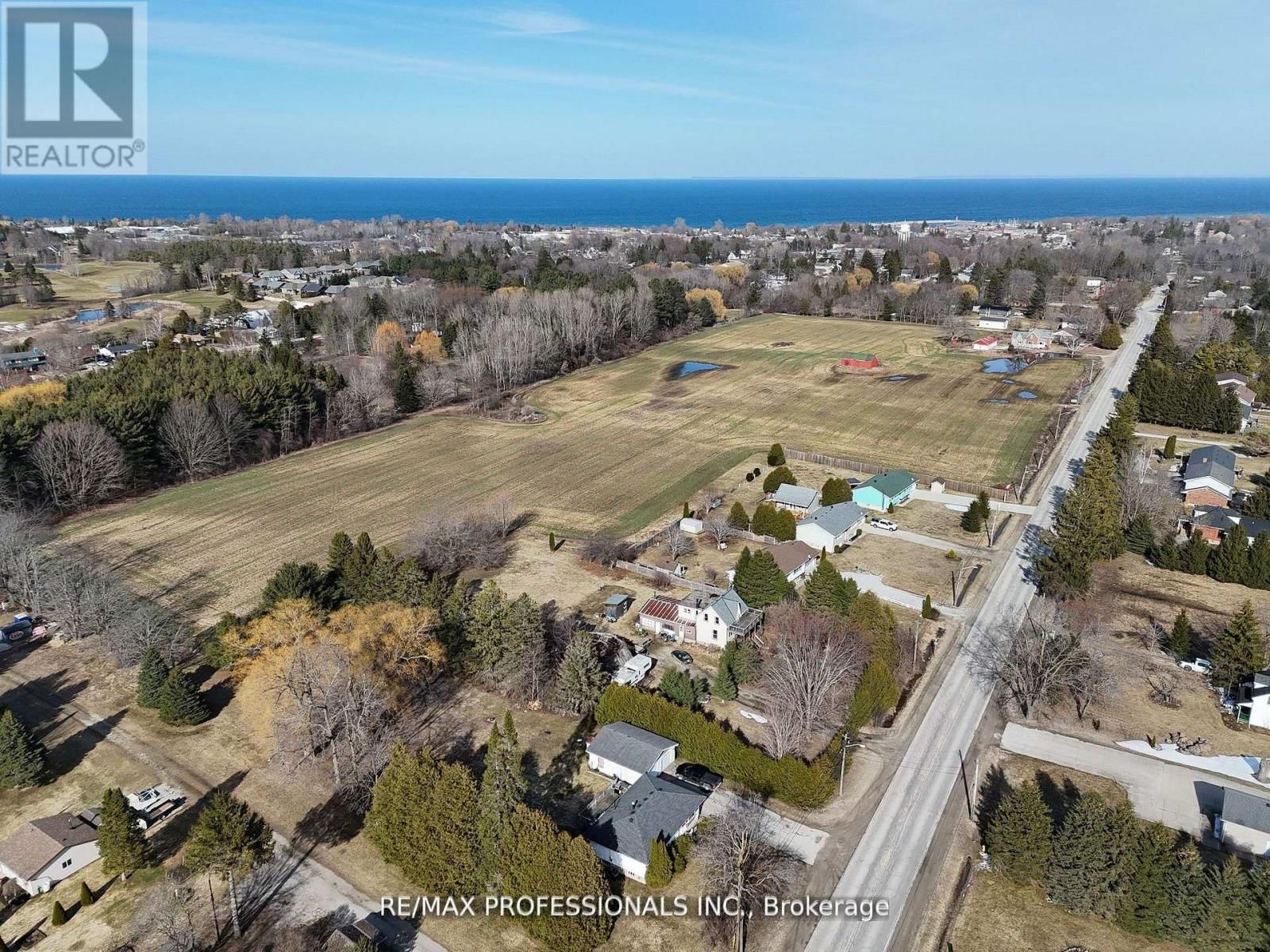 412 MILLER STREET Image 7