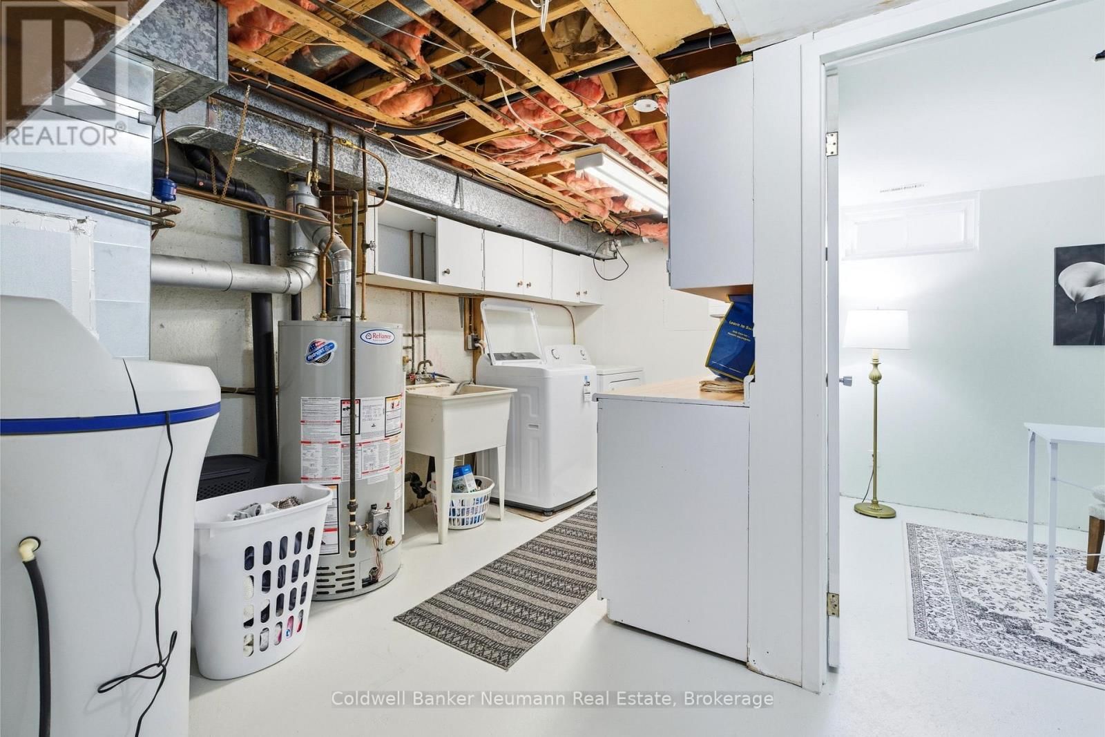 28 CHARTWELL CRESCENT Image 12