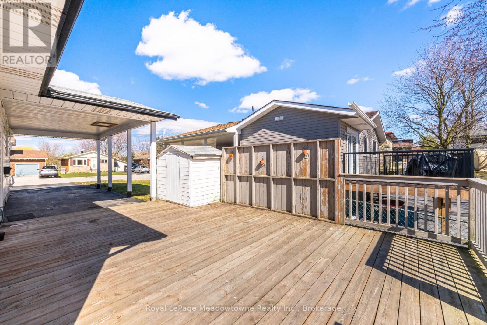 680 RAGLAN STREET Image 43