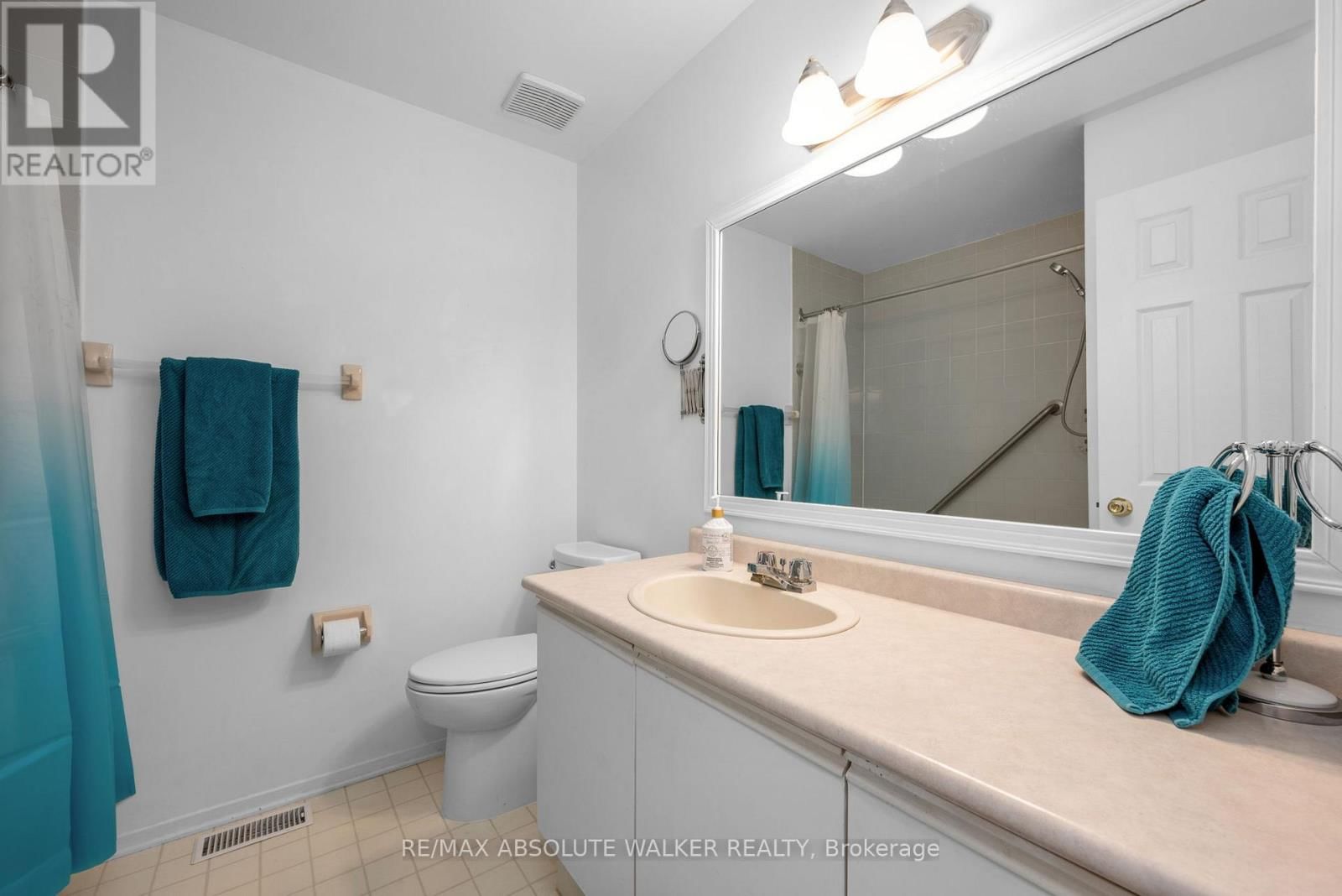 38 BEACON WAY Image 19