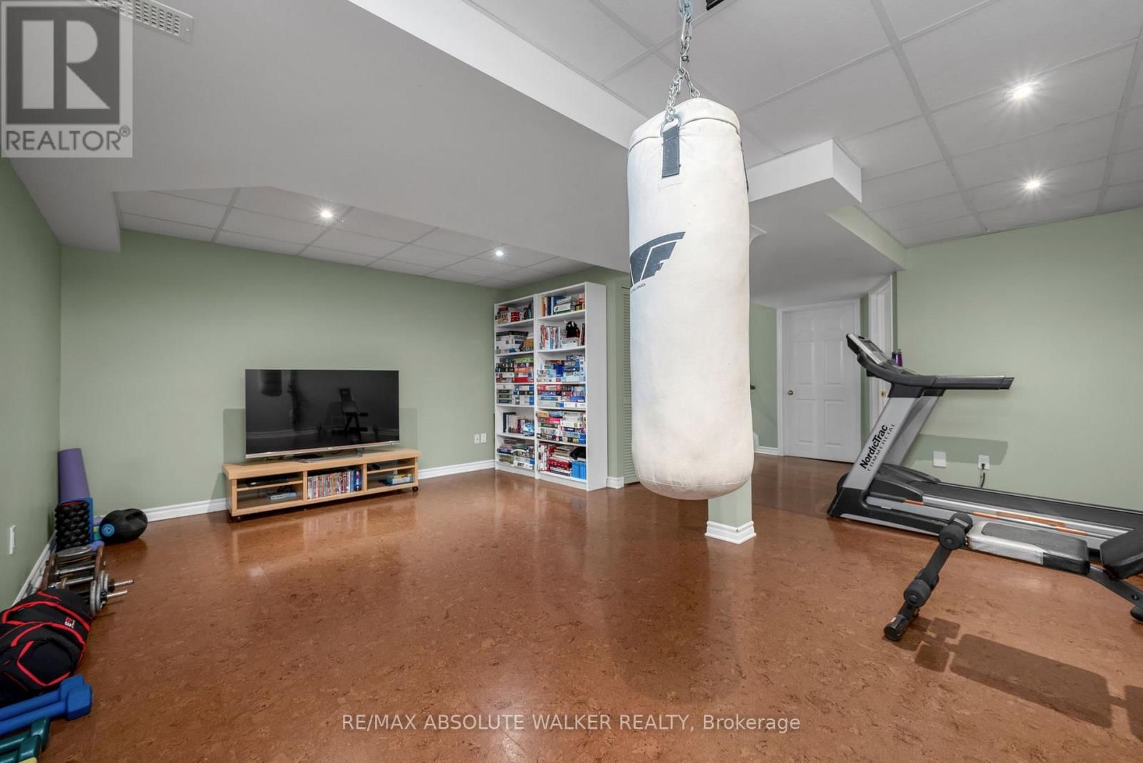 38 BEACON WAY Image 22