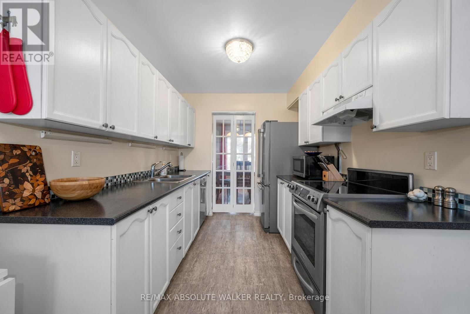 38 BEACON WAY Image 9