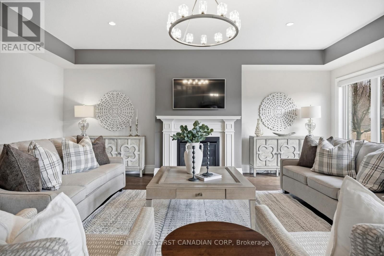 1066 RIVERBEND ROAD Image 13