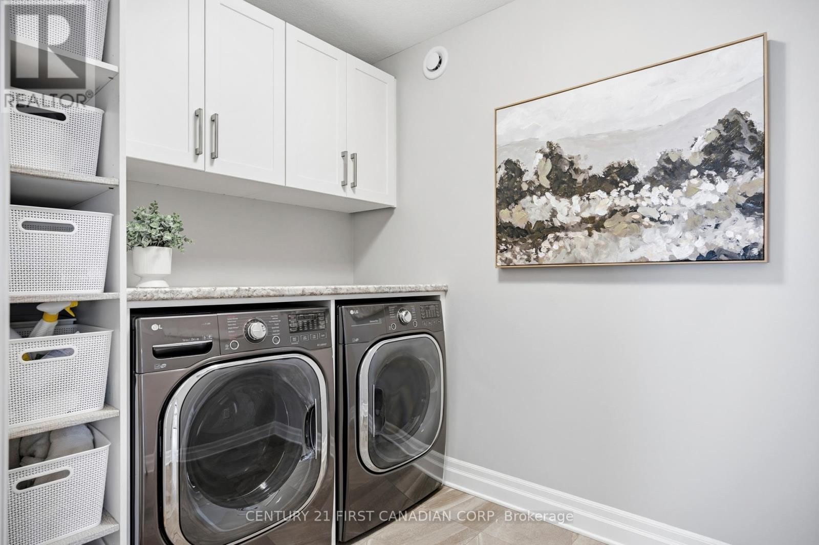 1066 RIVERBEND ROAD Image 17