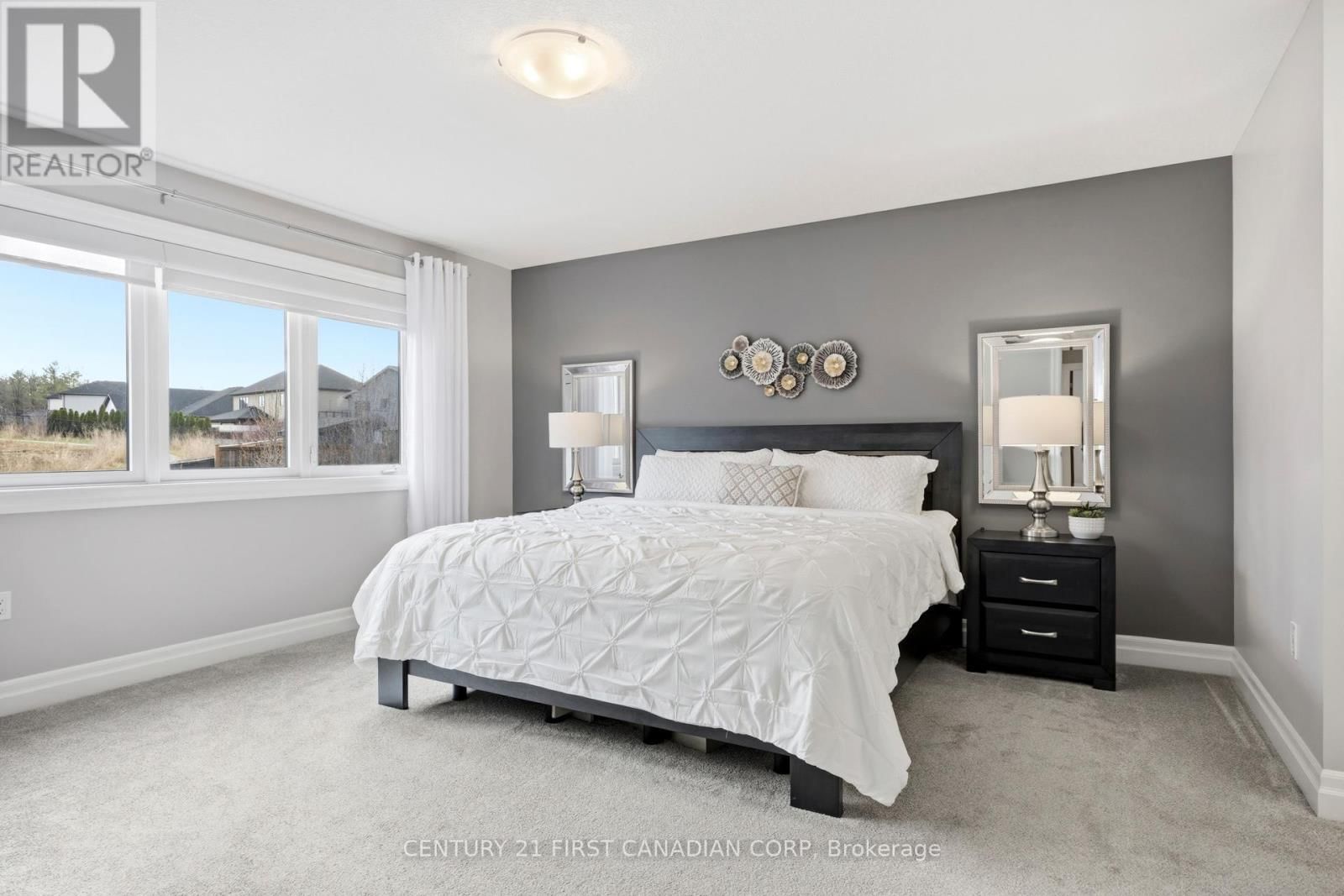 1066 RIVERBEND ROAD Image 19