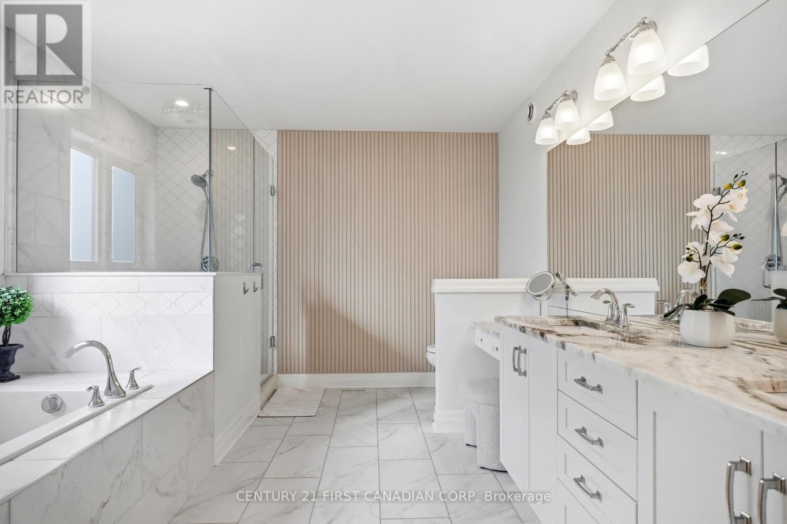 1066 RIVERBEND ROAD Image 20