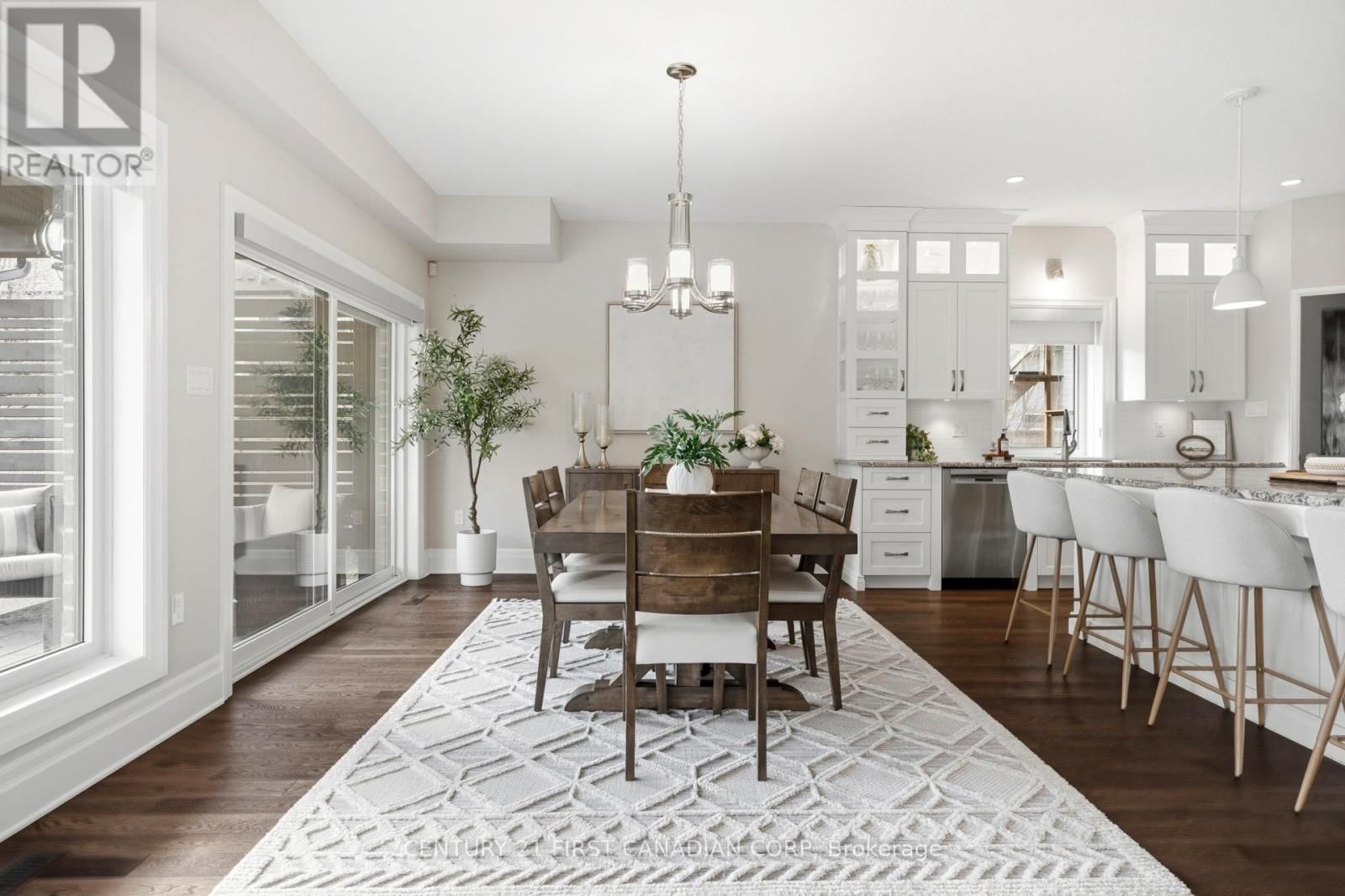 1066 RIVERBEND ROAD Image 8