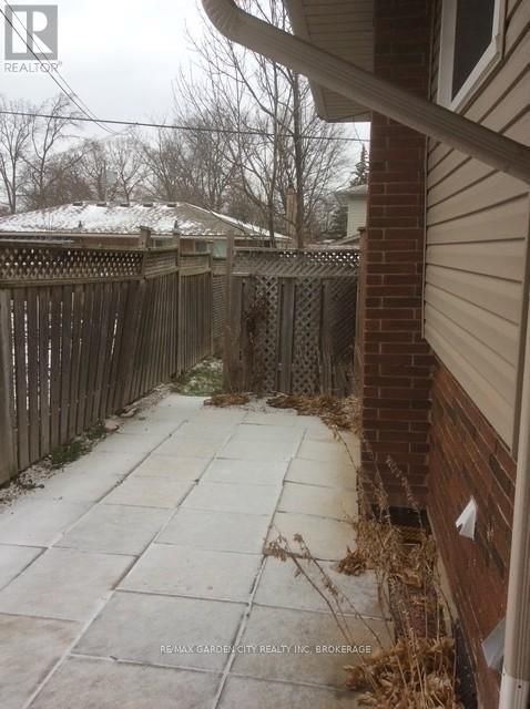 Upper - 43 DUNVEGAN ROAD Image 14