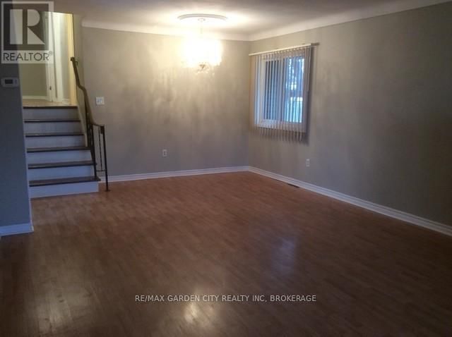 Upper - 43 DUNVEGAN ROAD Image 4