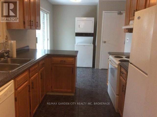 Upper - 43 DUNVEGAN ROAD Image 6