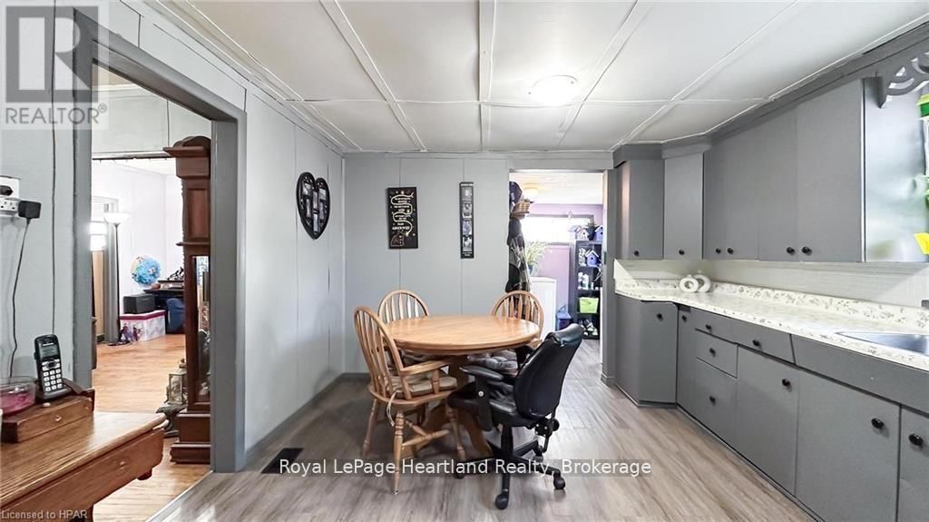 3064 PATRICK STREET Image 3