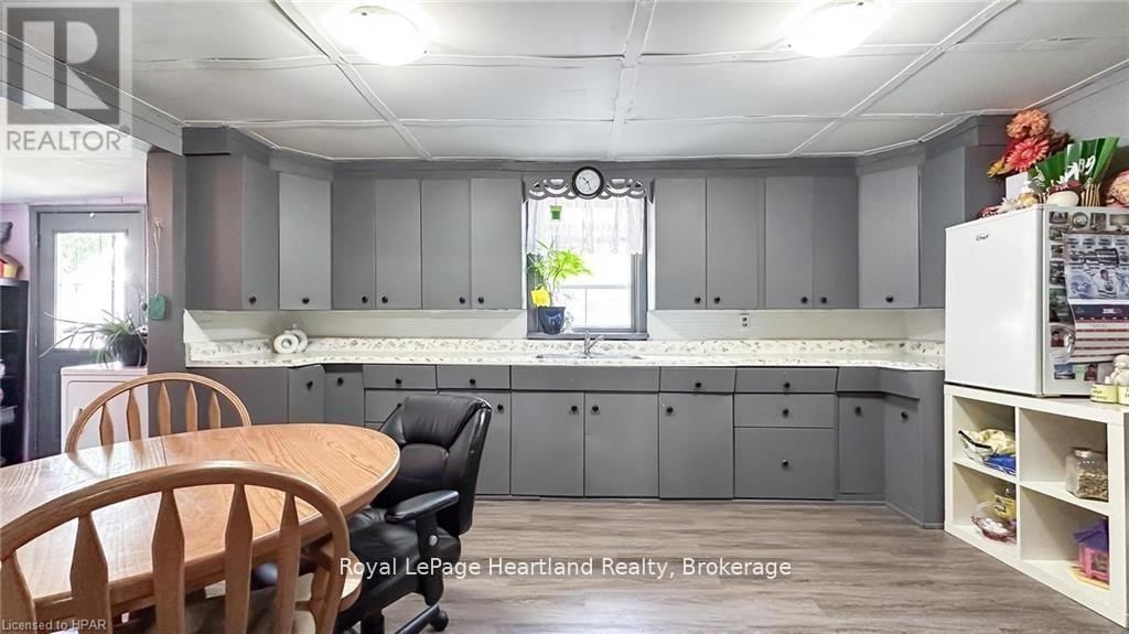 3064 PATRICK STREET Image 4