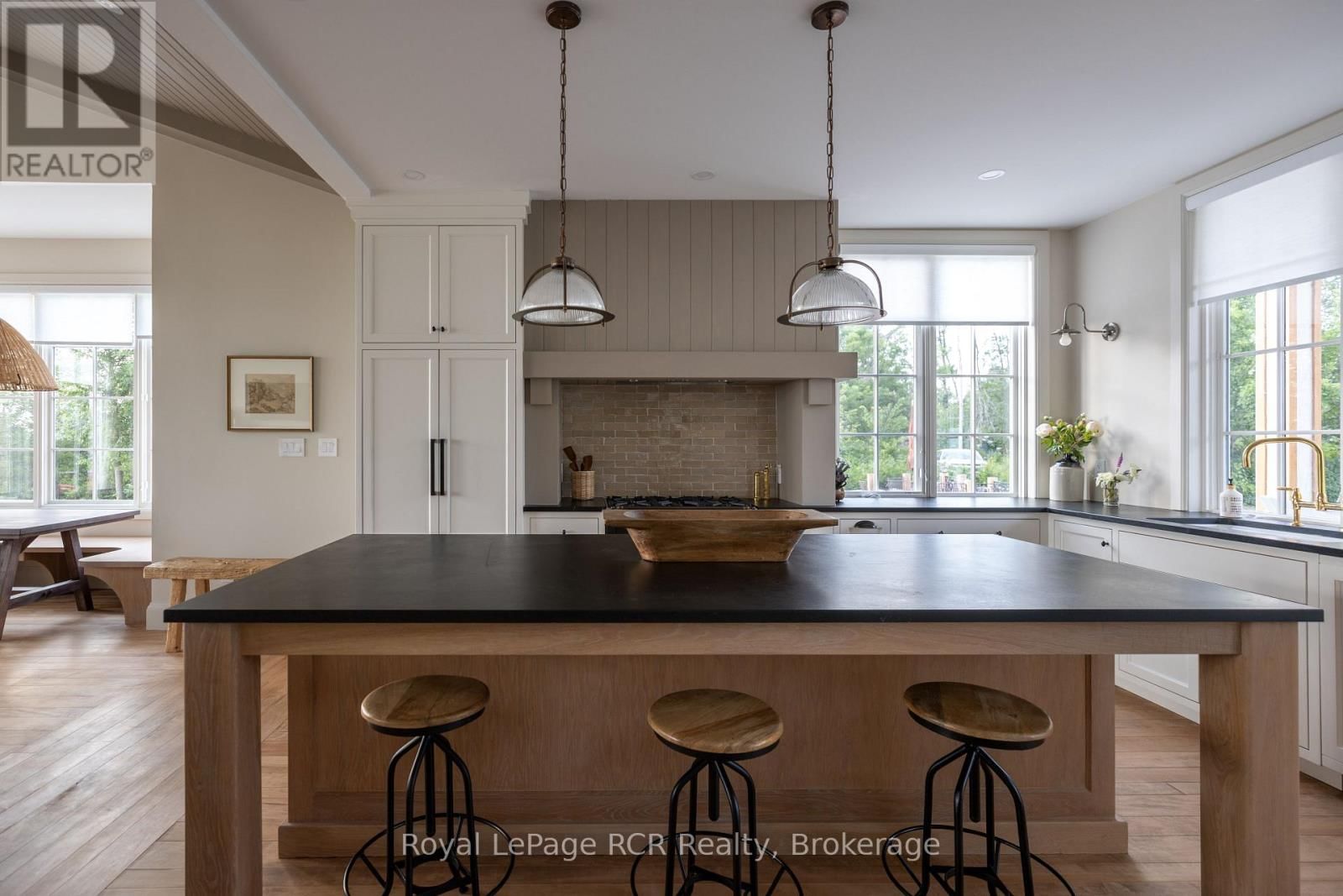 101 EVERGREEN LANE Image 12