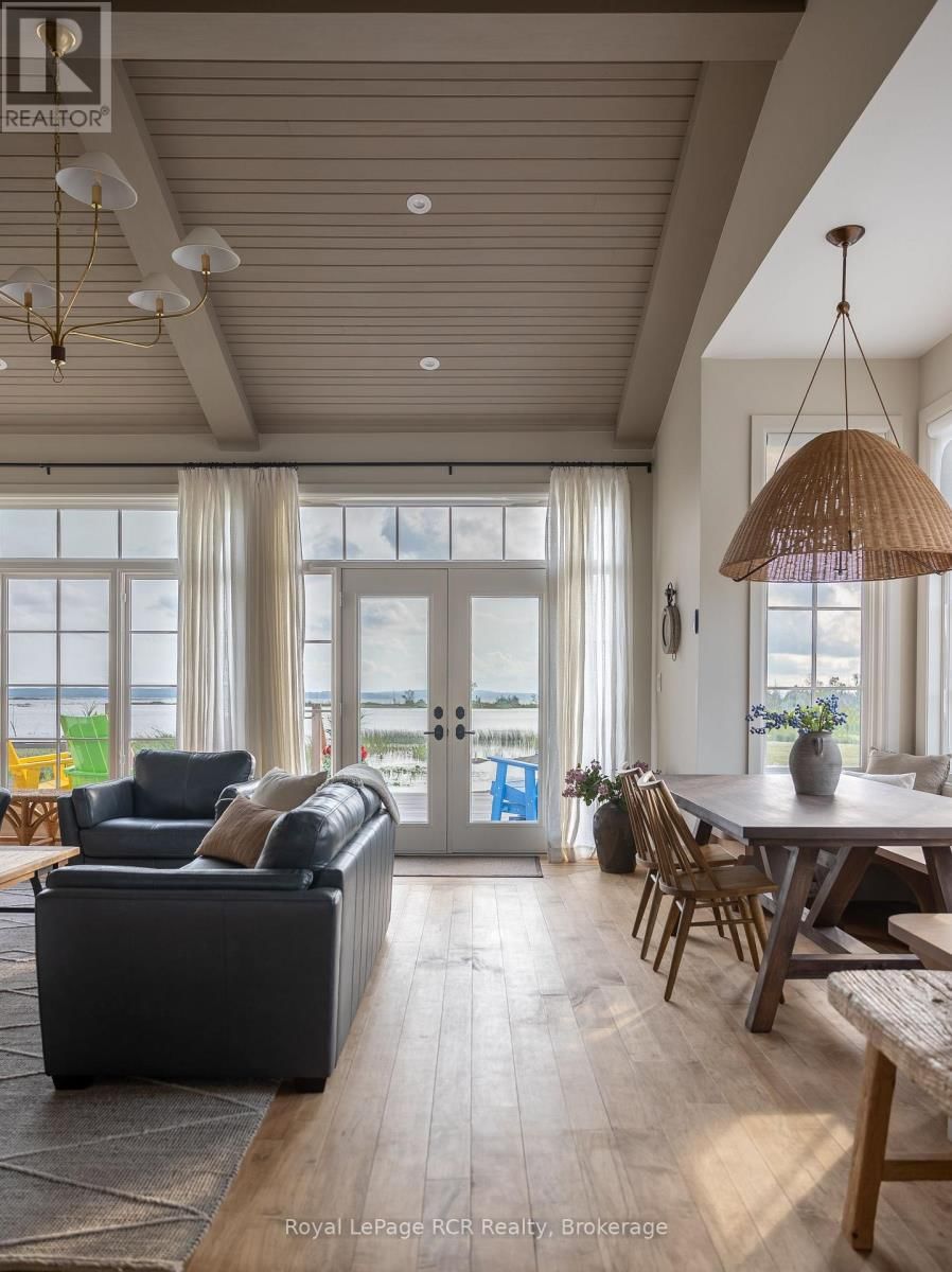 101 EVERGREEN LANE Image 15