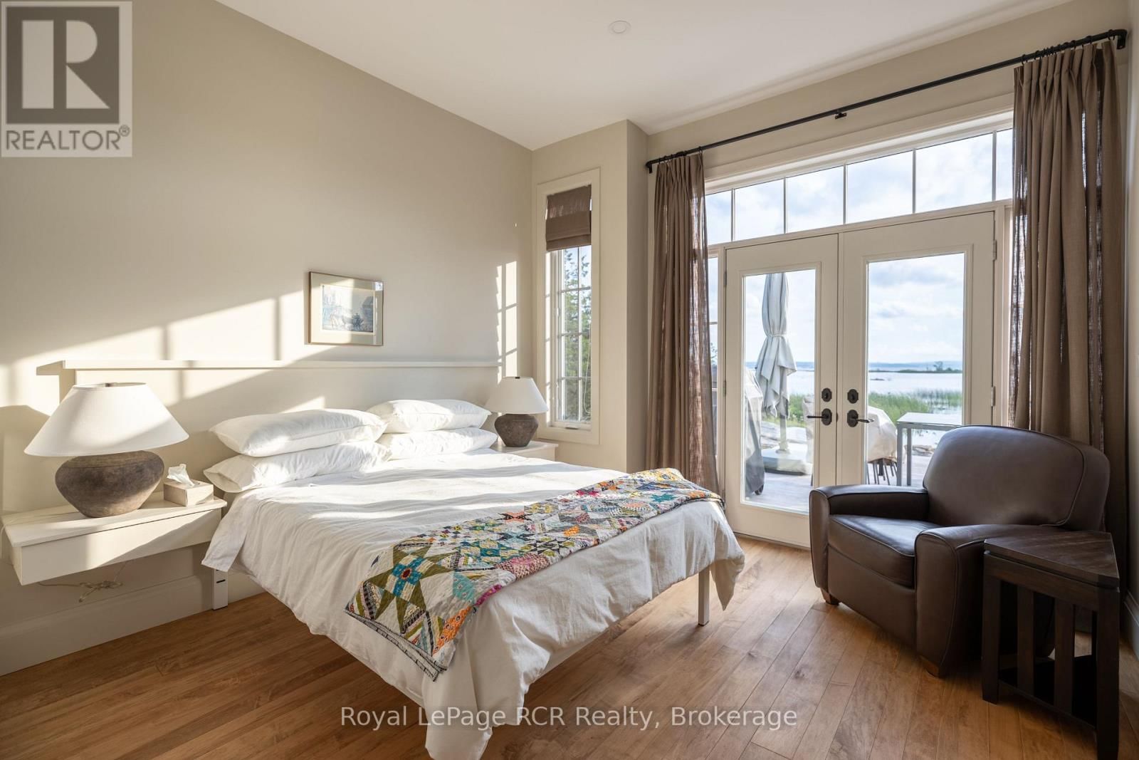 101 EVERGREEN LANE Image 19