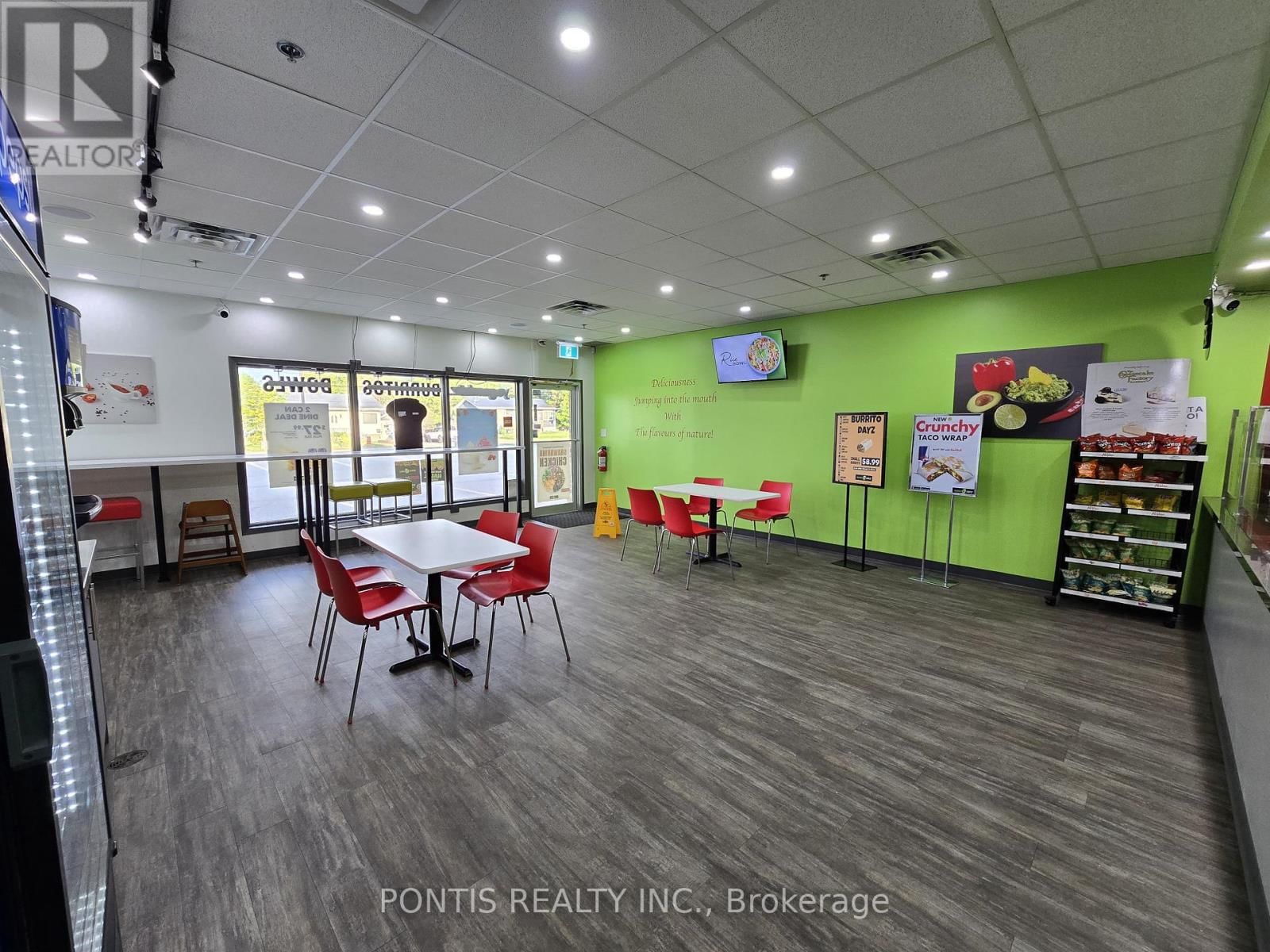 12 - 4520 ONTARIO STREET Image 6