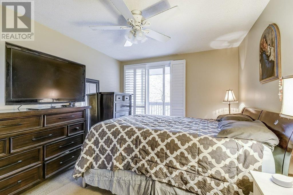 302 - 6 SHETTLESTON DRIVE Image 17