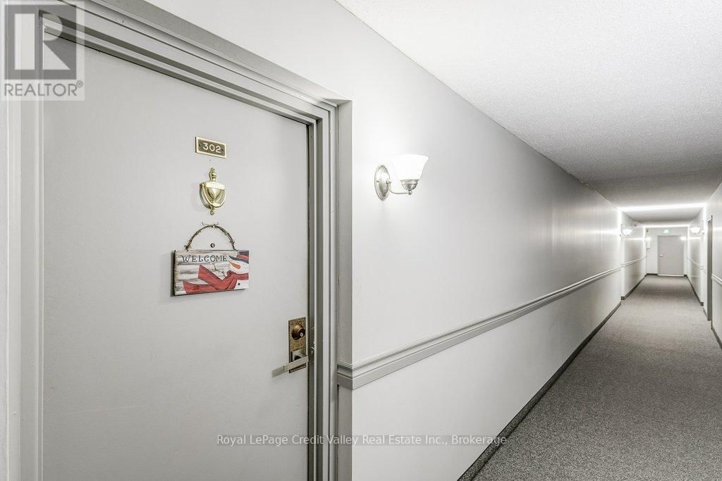 302 - 6 SHETTLESTON DRIVE Image 5