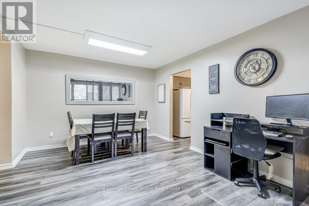 302 - 6 SHETTLESTON DRIVE Image 9