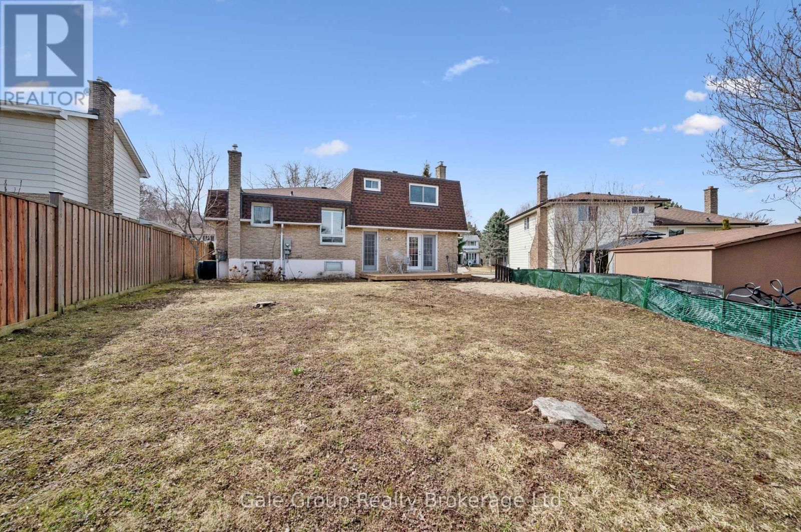 165 BROOKSIDE CRESCENT Image 31