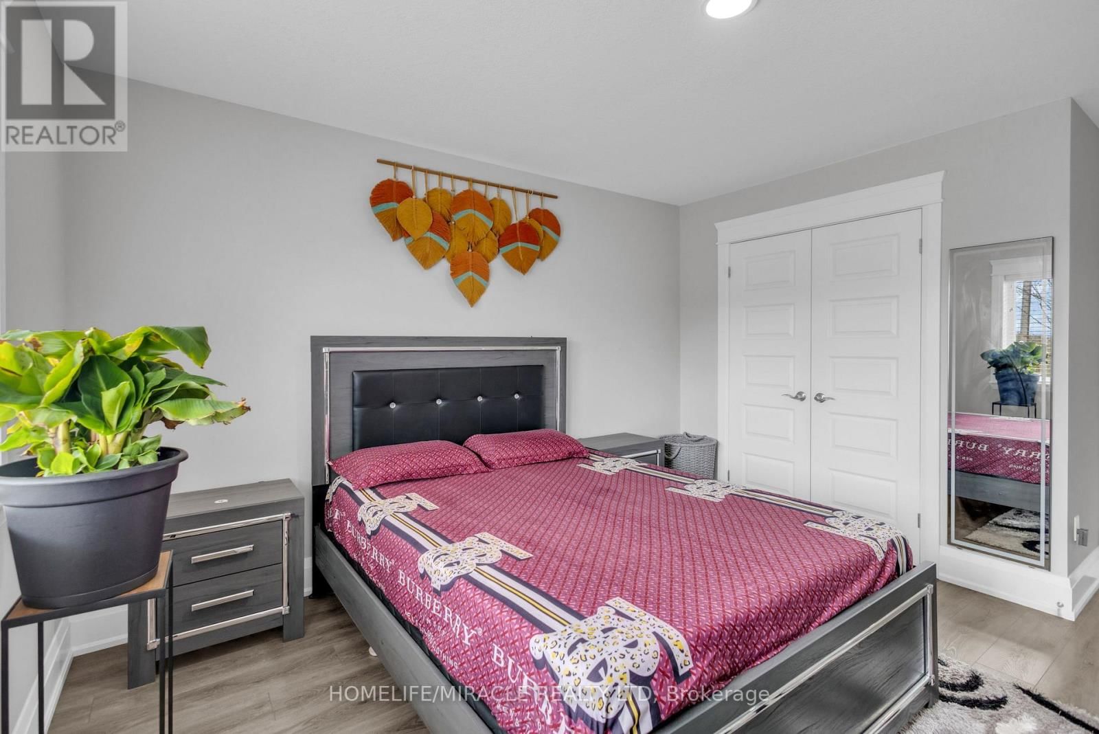 172 MILLER STREET Image 12