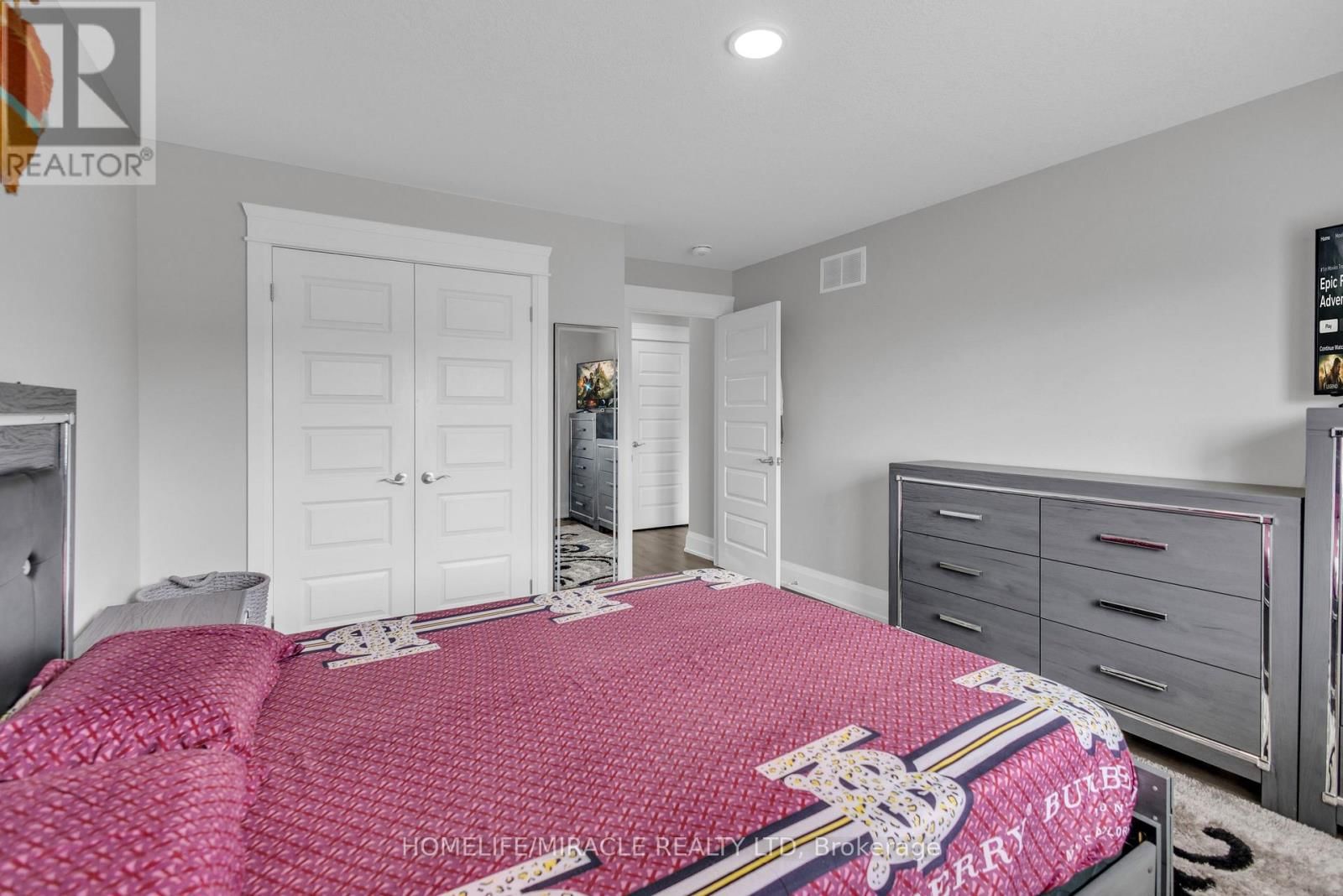 172 MILLER STREET Image 13