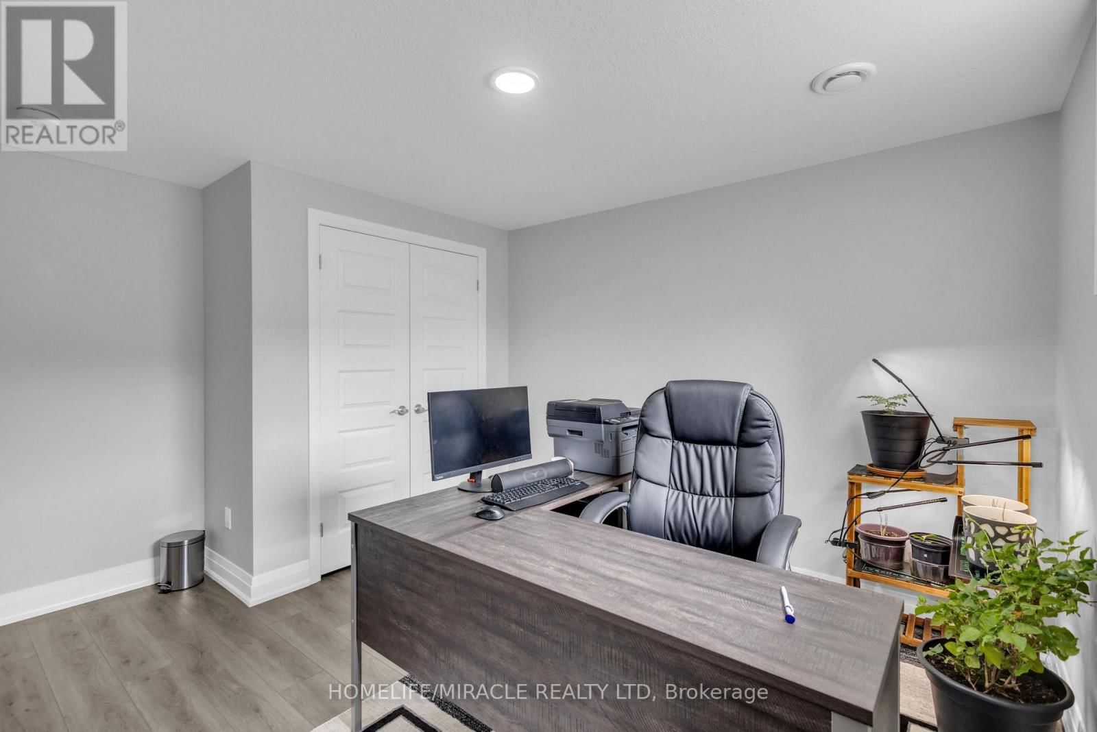 172 MILLER STREET Image 31