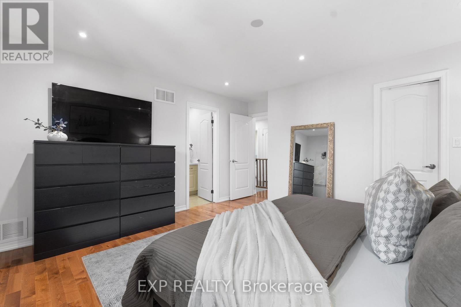 563 FIFTY ROAD Image 19