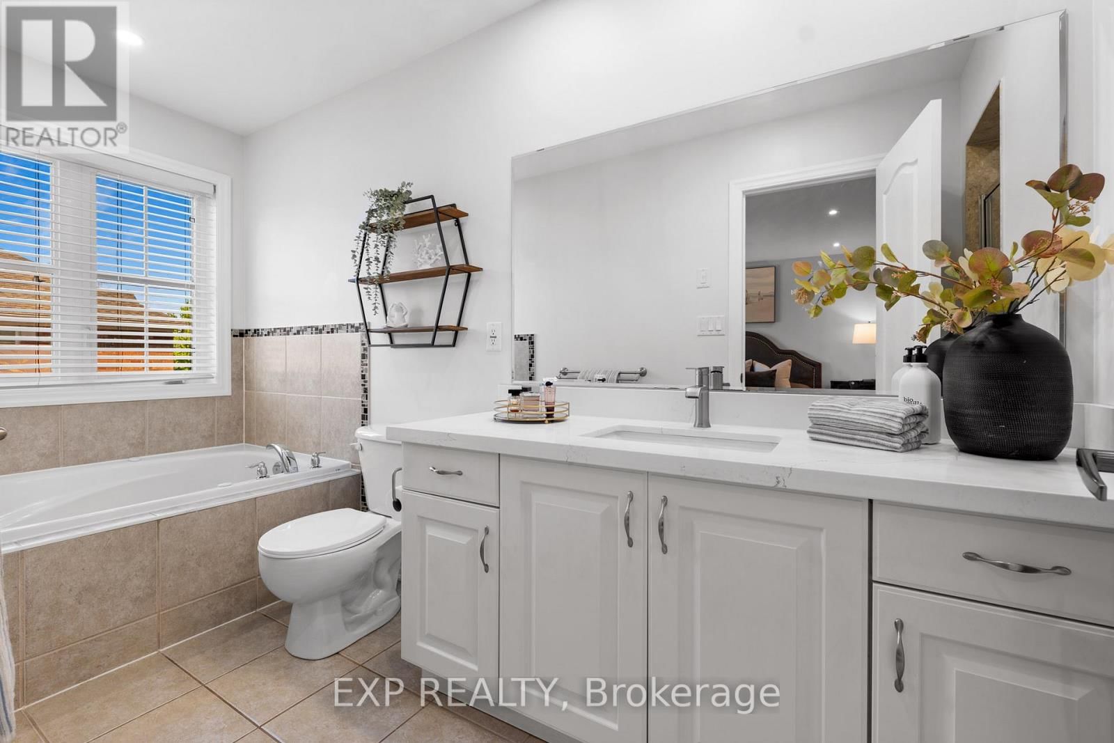 563 FIFTY ROAD Image 20