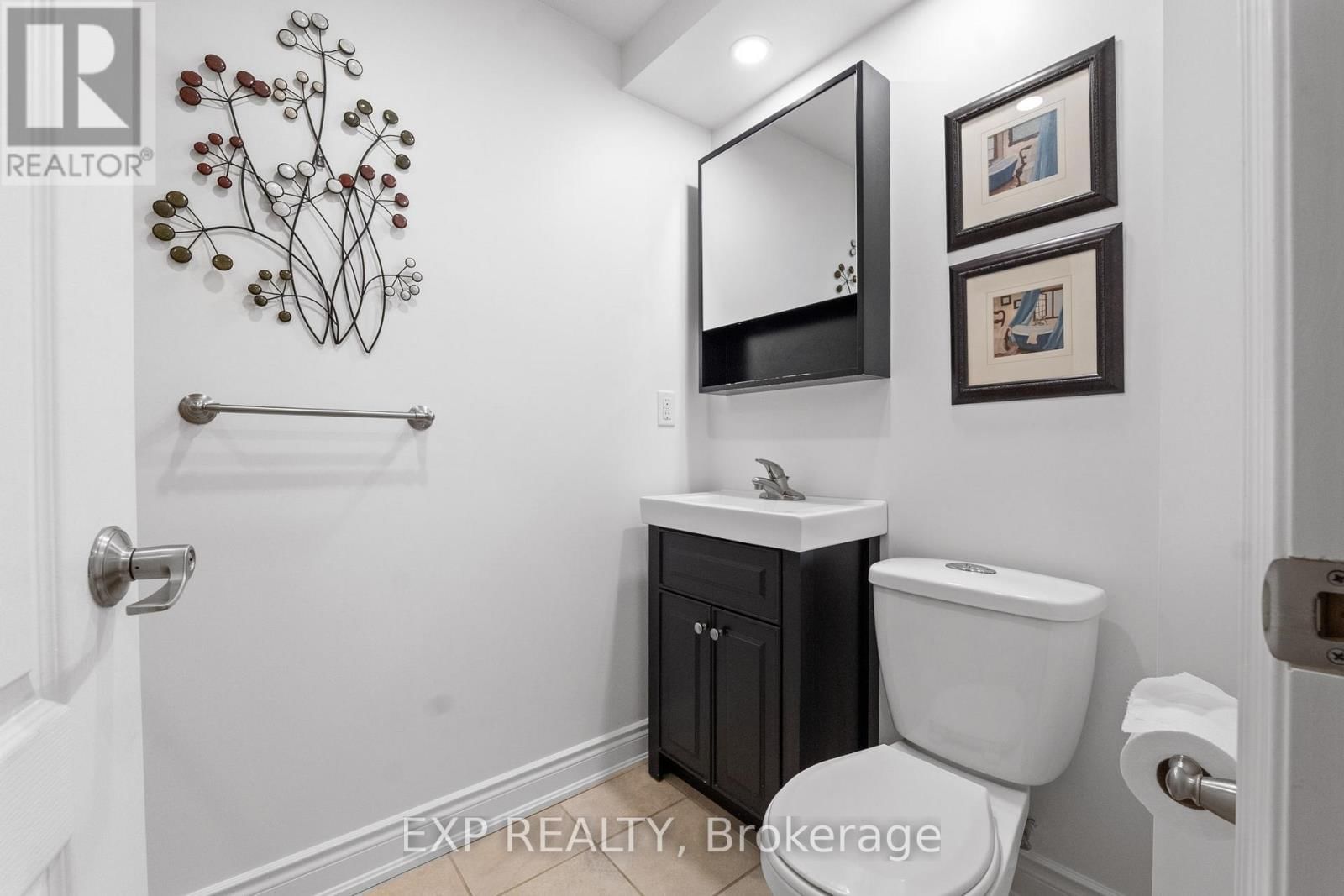 563 FIFTY ROAD Image 32