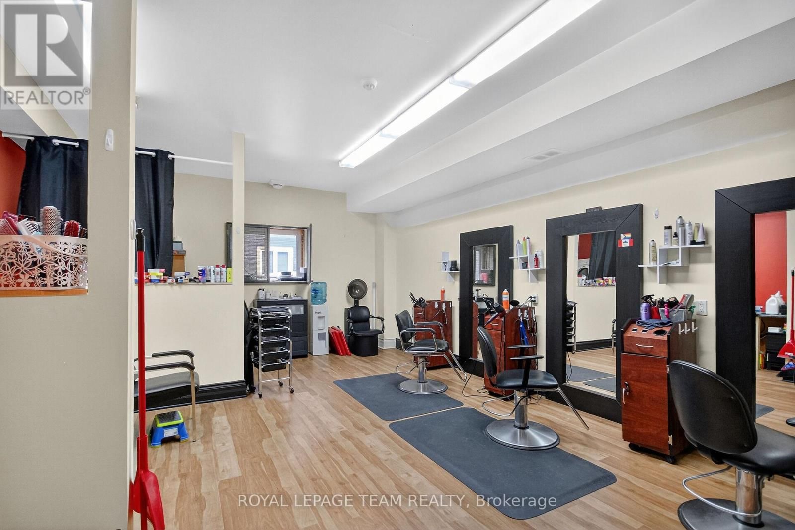 629 ST LAWRENCE STREET Image 25