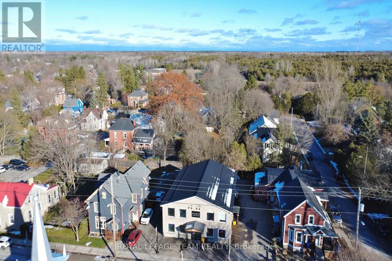 629 ST LAWRENCE STREET Image 27