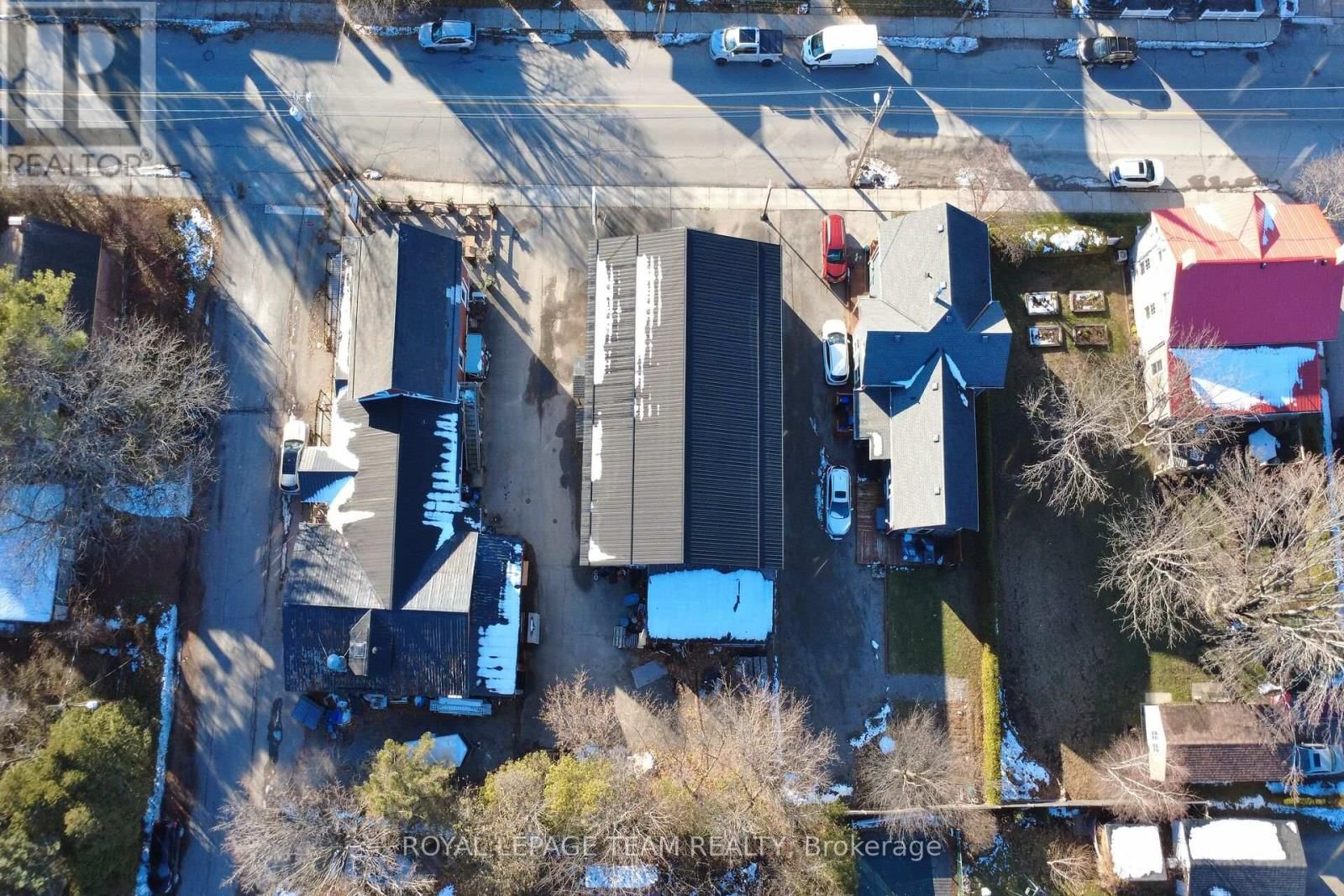 629 ST LAWRENCE STREET Image 28